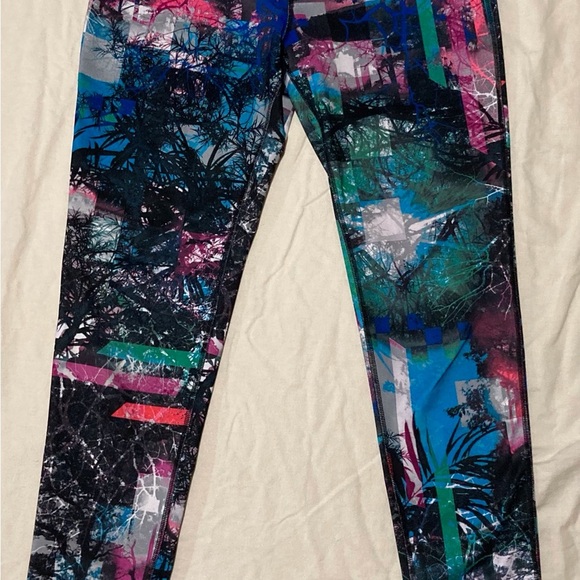 Fila Blue and Pink Artistic Leggings - Picture 2 of 11